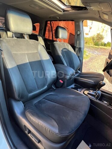 Hyundai Santa Fe-19