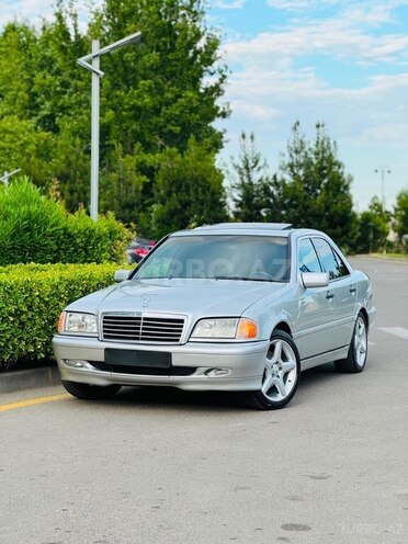 Mercedes C 230-4