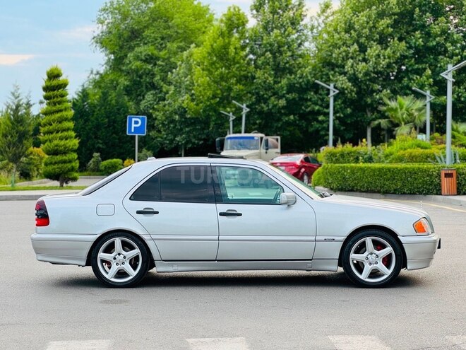 Mercedes C 230-6