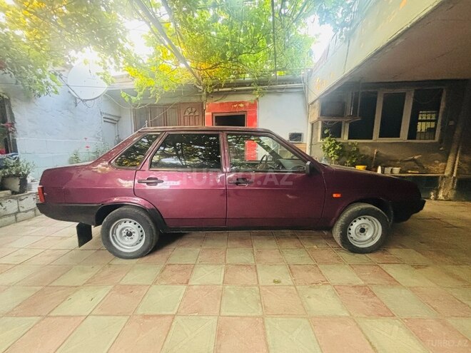 LADA (VAZ) 21099-11