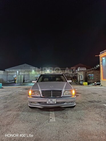 Mercedes C 230-1