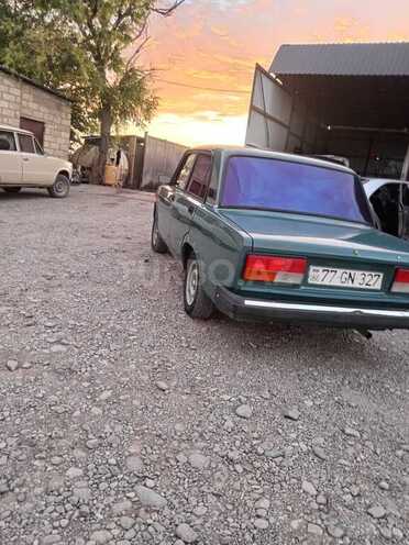 LADA (VAZ) 2107-2