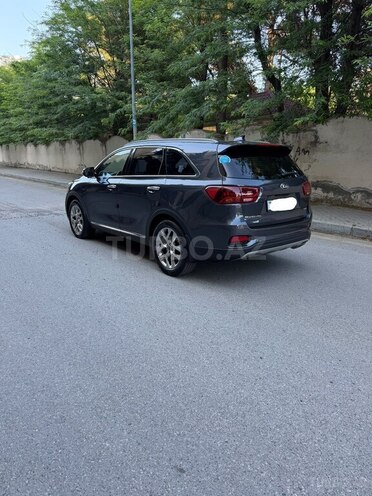 Kia Sorento-7