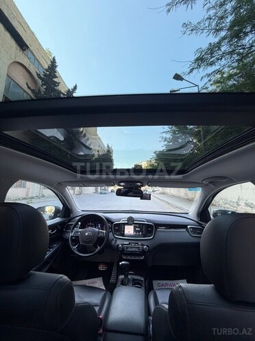 Kia Sorento-9