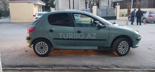 Peugeot 206-8