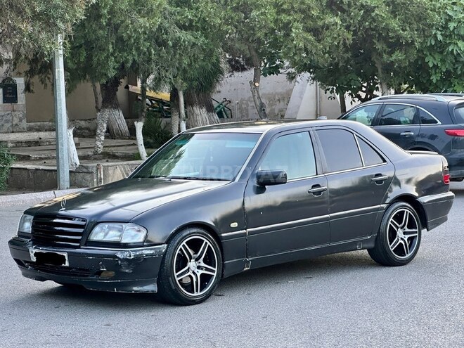 Mercedes C 180-6