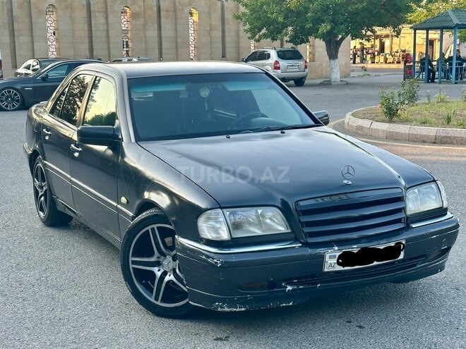 Mercedes C 180-4