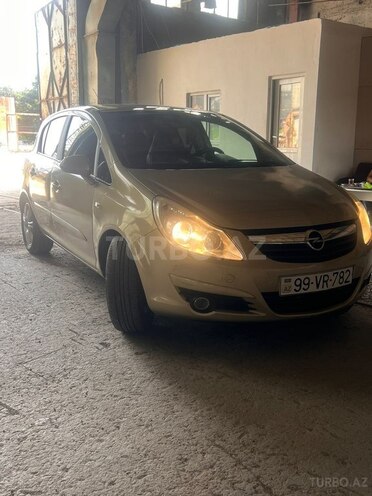 Opel Corsa-2