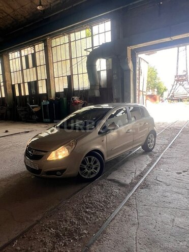 Opel Corsa-3