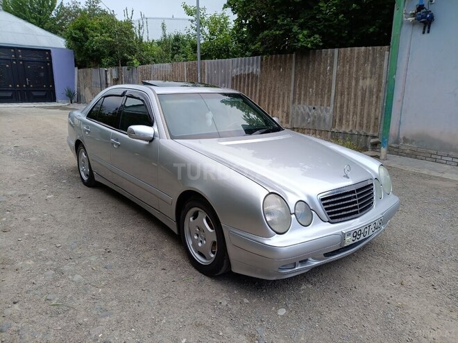 Mercedes E 220-4