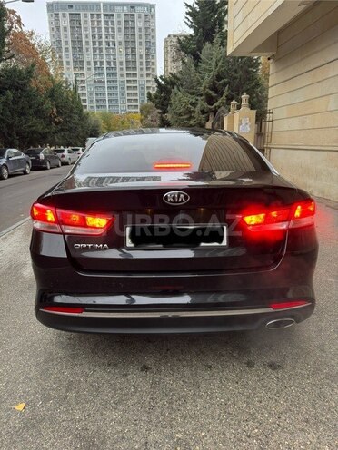 Kia Optima-2