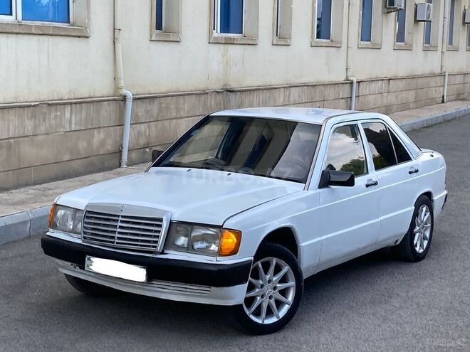 Mercedes 190-7