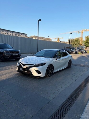 Toyota Camry-1