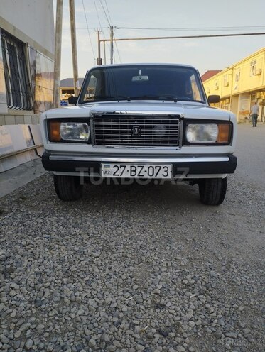 LADA (VAZ) 2107-1