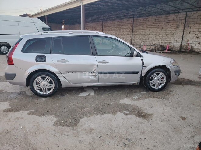 Renault Megane-2