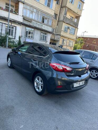 Chevrolet Cruze-2