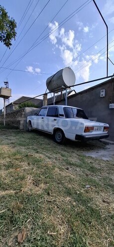 LADA (VAZ) 2107-2