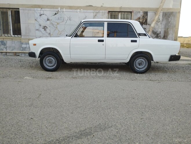 LADA (VAZ) 2107-3