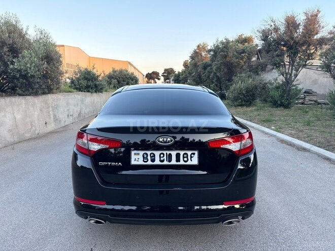 Kia Optima-5