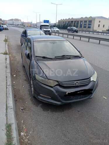 Honda Insight-3