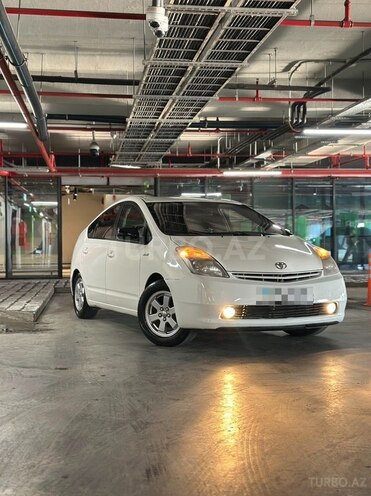 Toyota Prius-1