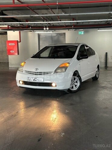 Toyota Prius-2