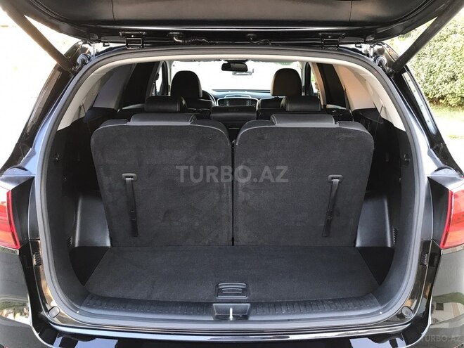 Kia Sorento-10