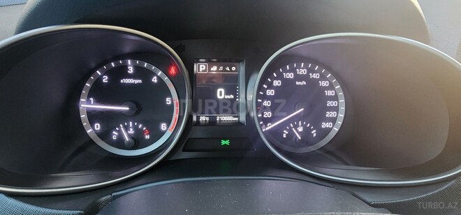 Hyundai Santa Fe-9