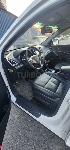Hyundai Santa Fe-8