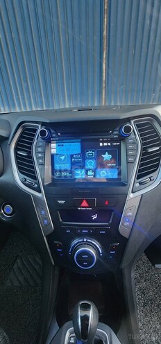 Hyundai Santa Fe-10