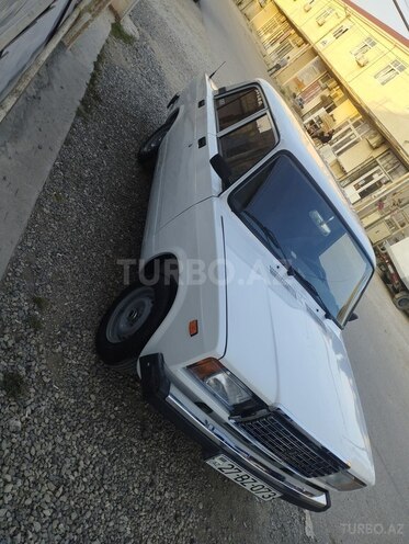 LADA (VAZ) 2107-4