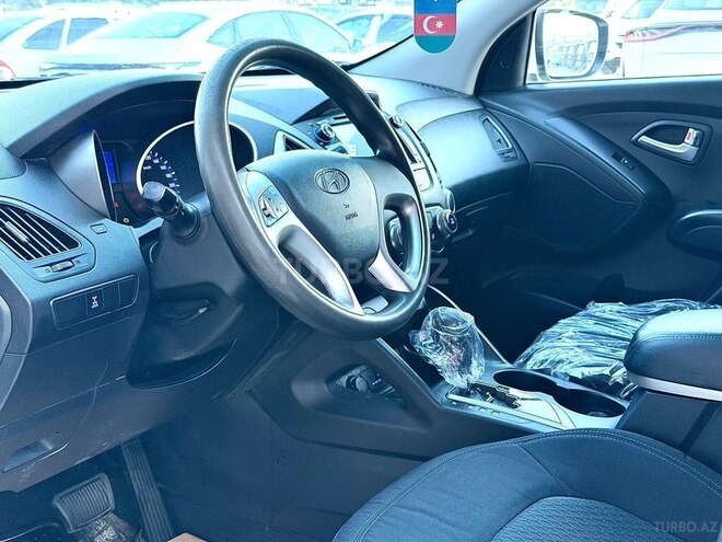 Hyundai ix35-7