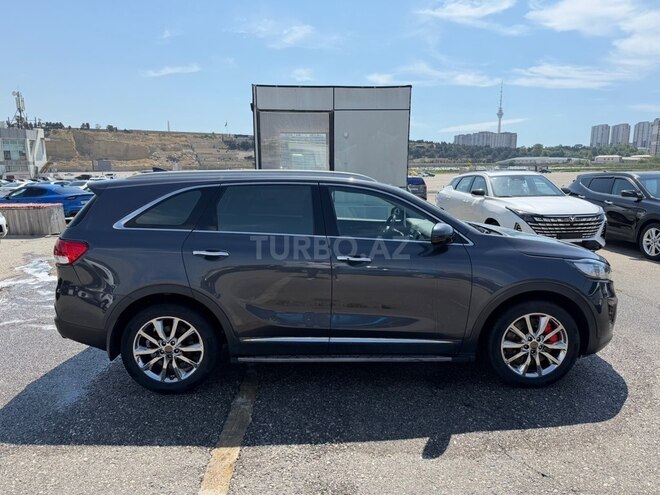 Kia Sorento-5