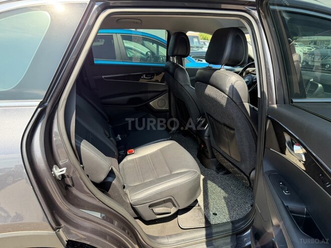 Kia Sorento-17