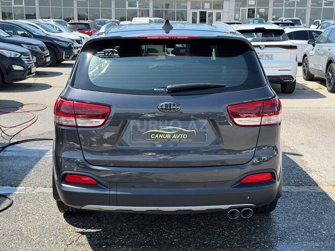 Kia Sorento-8