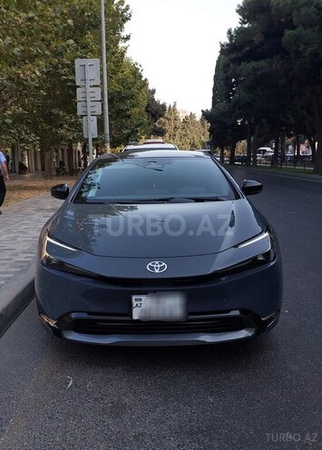 Toyota Prius-1