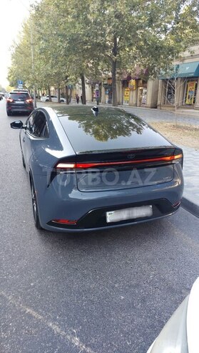 Toyota Prius-4