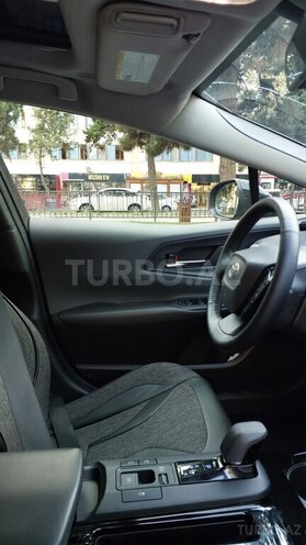 Toyota Prius-10