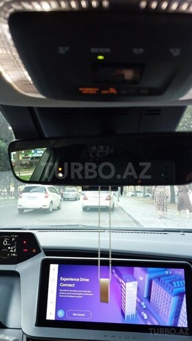 Toyota Prius-8