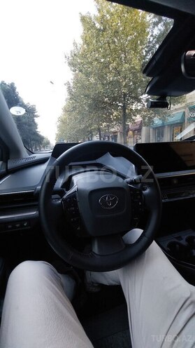 Toyota Prius-9