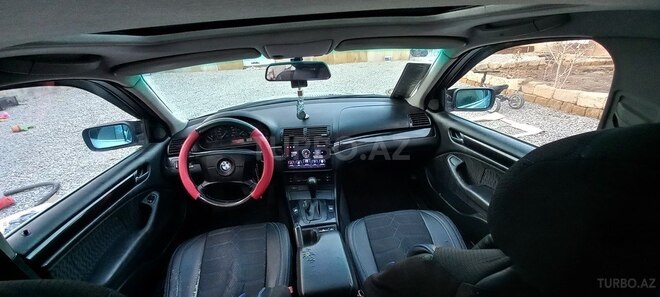 BMW 320-9
