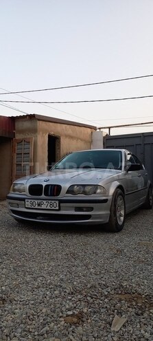 BMW 320-7