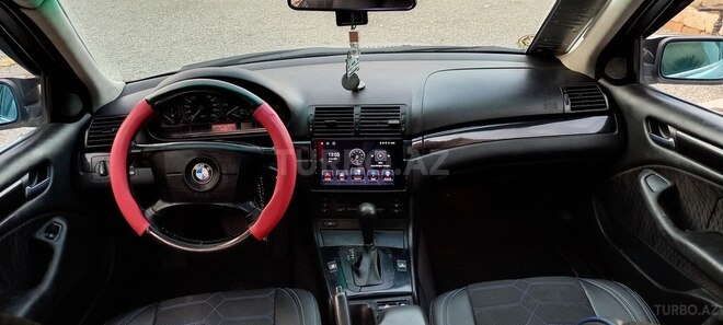 BMW 320-2