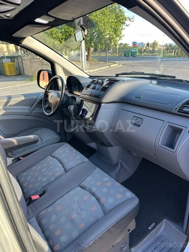 Mercedes Vito 111 CDI-11