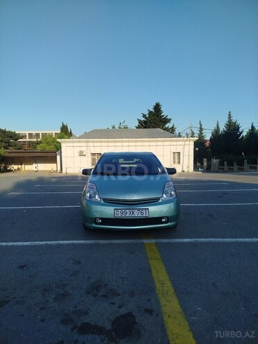 Toyota Prius-1