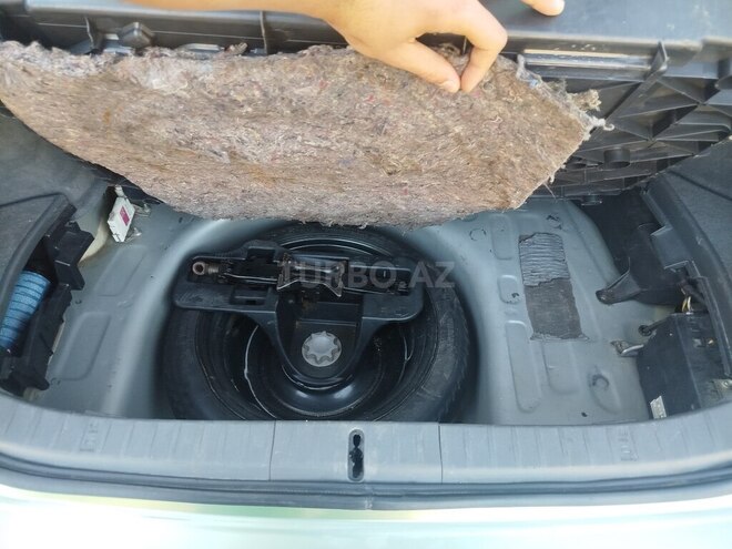 Toyota Prius-11