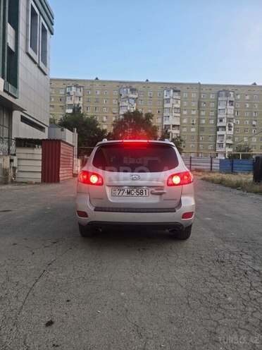 Hyundai Santa Fe-5