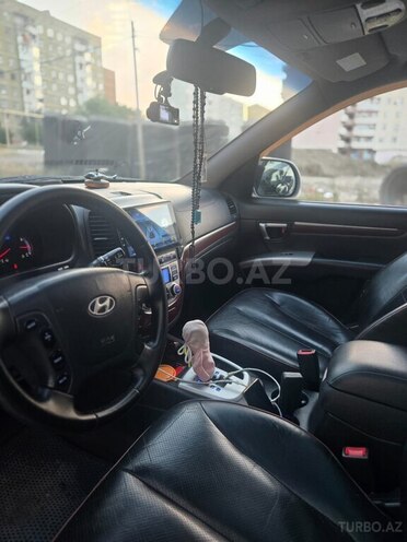 Hyundai Santa Fe-9