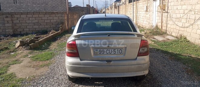 Opel Astra-2