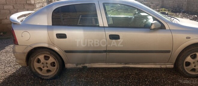 Opel Astra-3